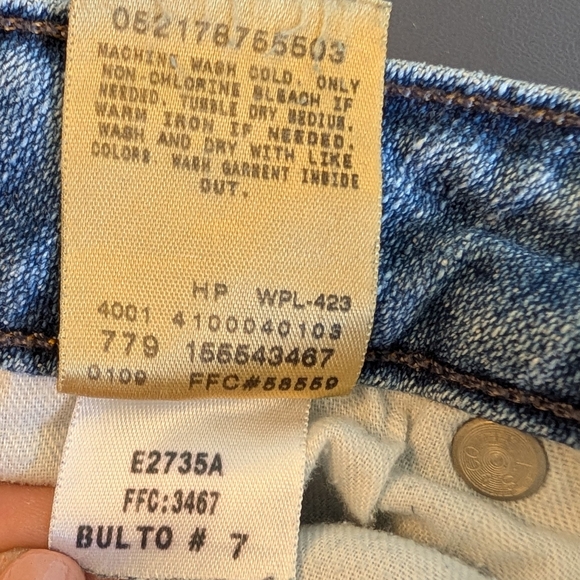 Levi's 545 Low Boot Cut Blue Jeans Y2K Vintage-inspired Retro Denim Core - Picture 11 of 12